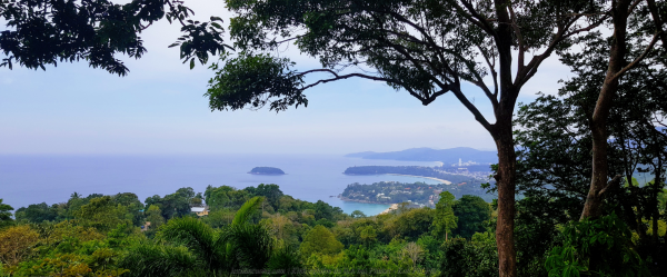 Karon View point, nơi có thể nhìn thấy các bãi biển ở Phuket.