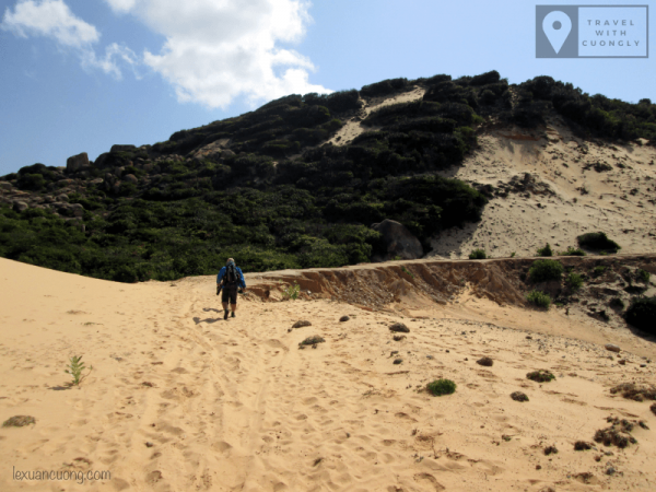 Trekking for sand-dunes, the most tired road supply in the easternmost, extremely costly.