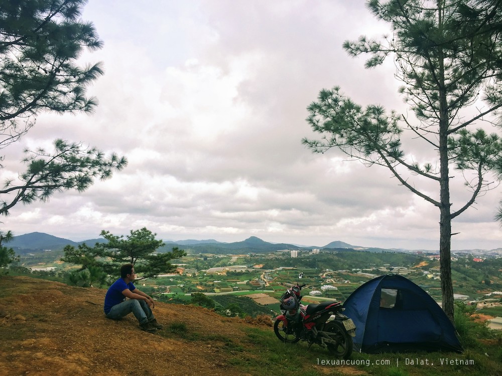 Cắm trại ở đồi Đa Phú cũng là 1 trải nghiệm thú vị bạn nhé!